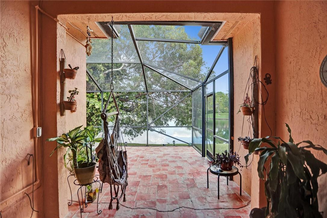 Monarch Lakes-Palm Cove - Residential