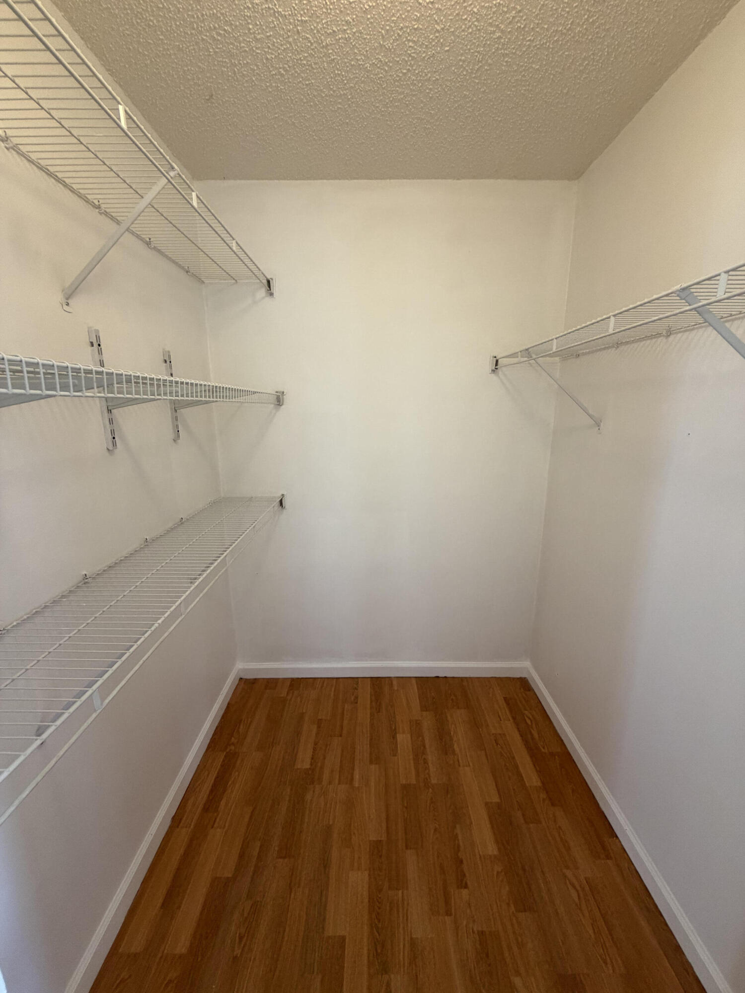 MADDOCK ADD 5 - Residential Lease