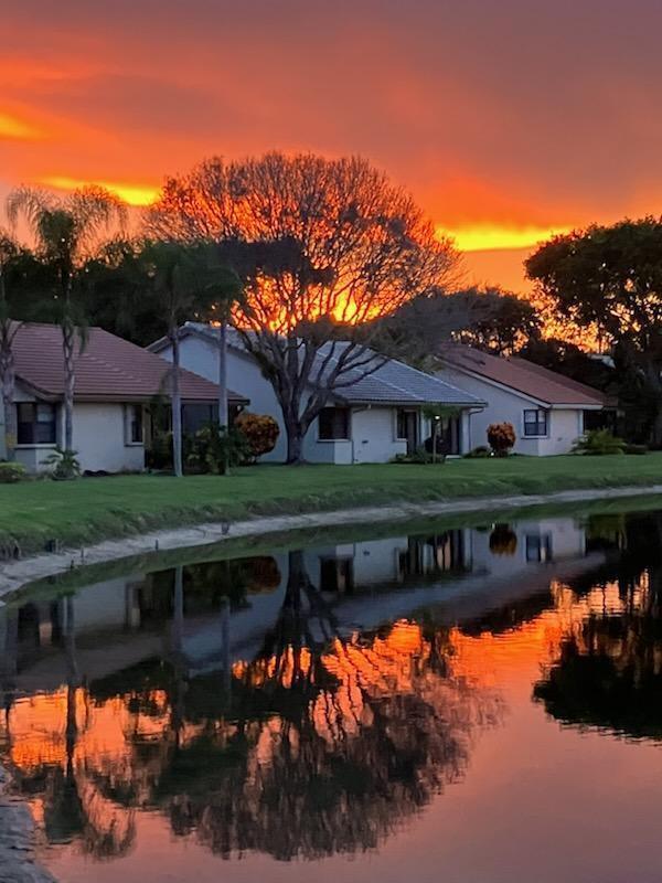 PALM SHORES WINDWARD - Residential