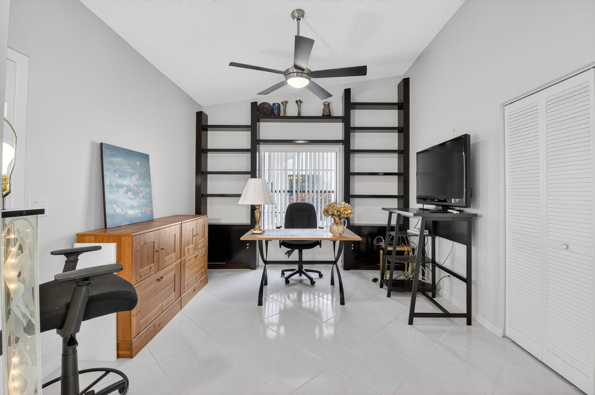 PALM SHORES WINDWARD - Residential