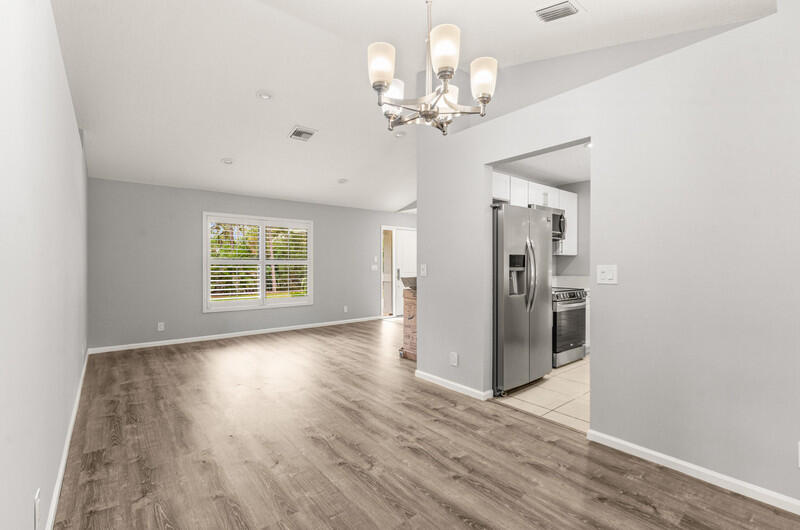 the Acreage - Residential