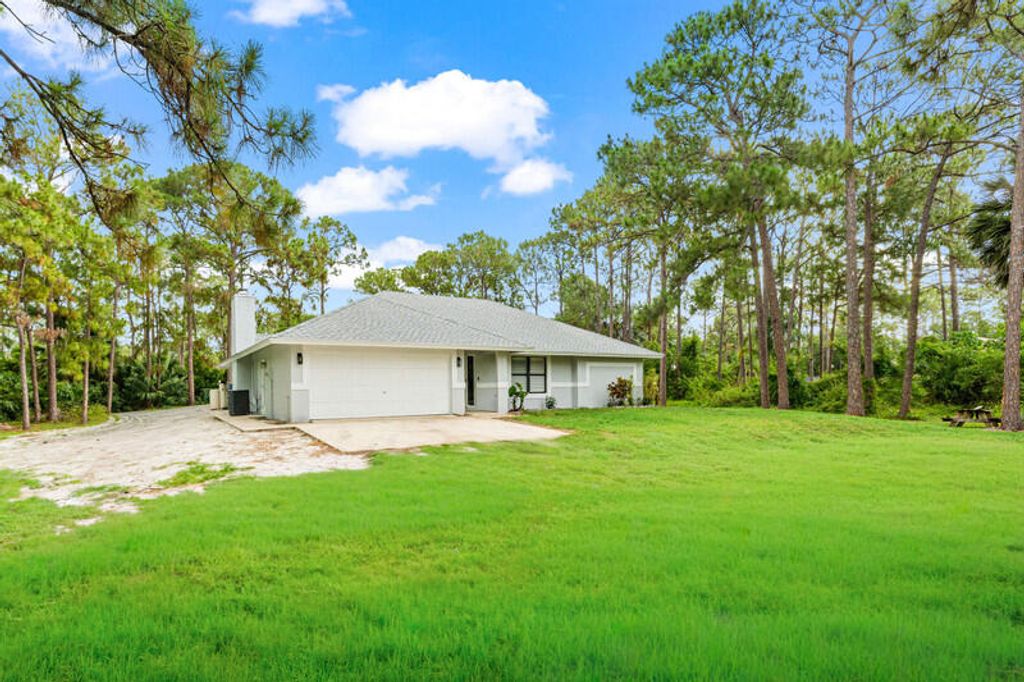 Photo of 12689 N 68th St Street N, The Acreage, FL 33412 (MLS # B26032232)