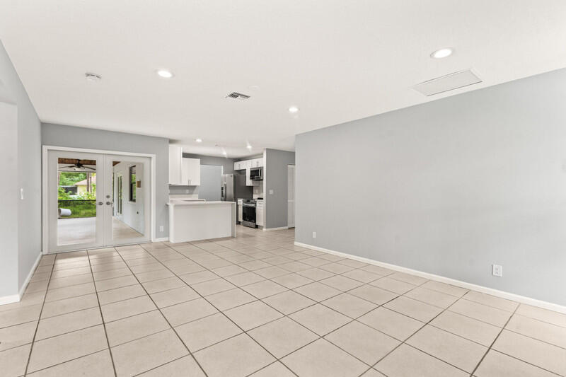 the Acreage - Residential