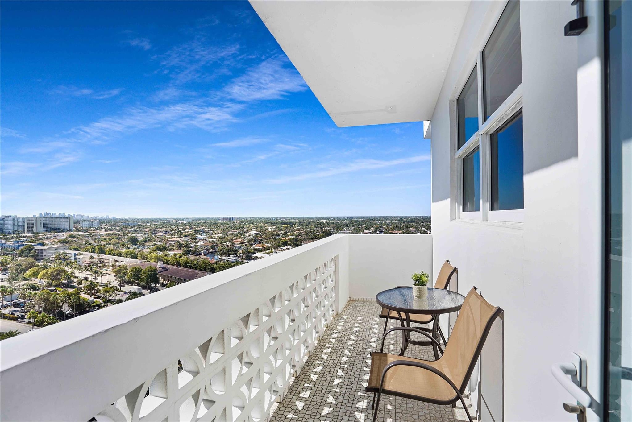 4250 GALT OCEAN Drive PHB