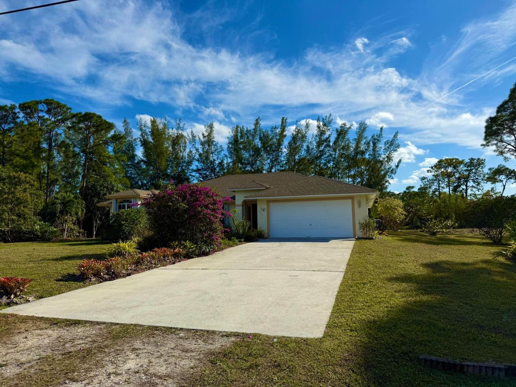 Photo of 13842 78th Place N, West Palm Beach, FL 33412 (MLS # R11057989)