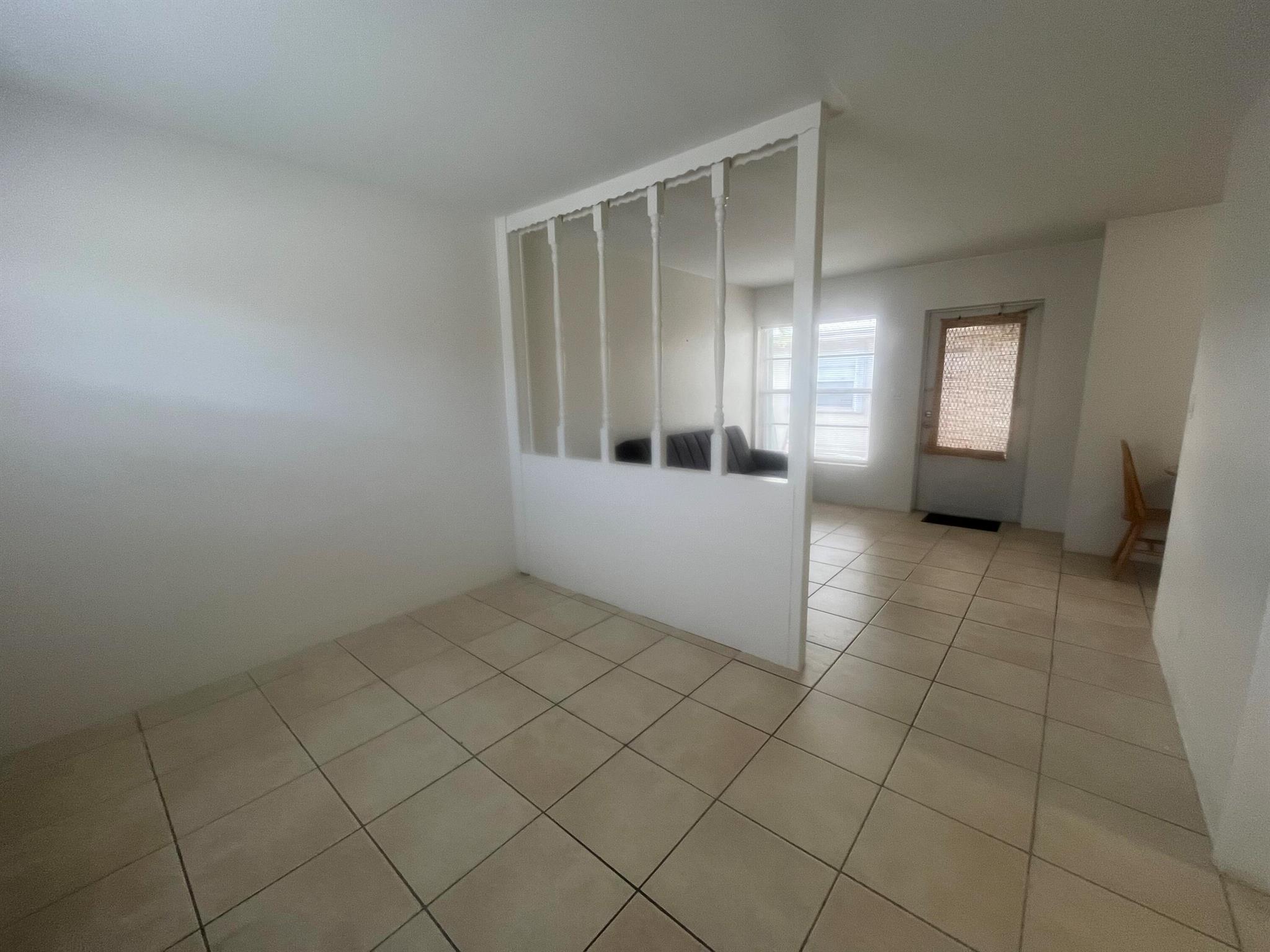 DEERFIELD COLONY COURT - Residential Lease