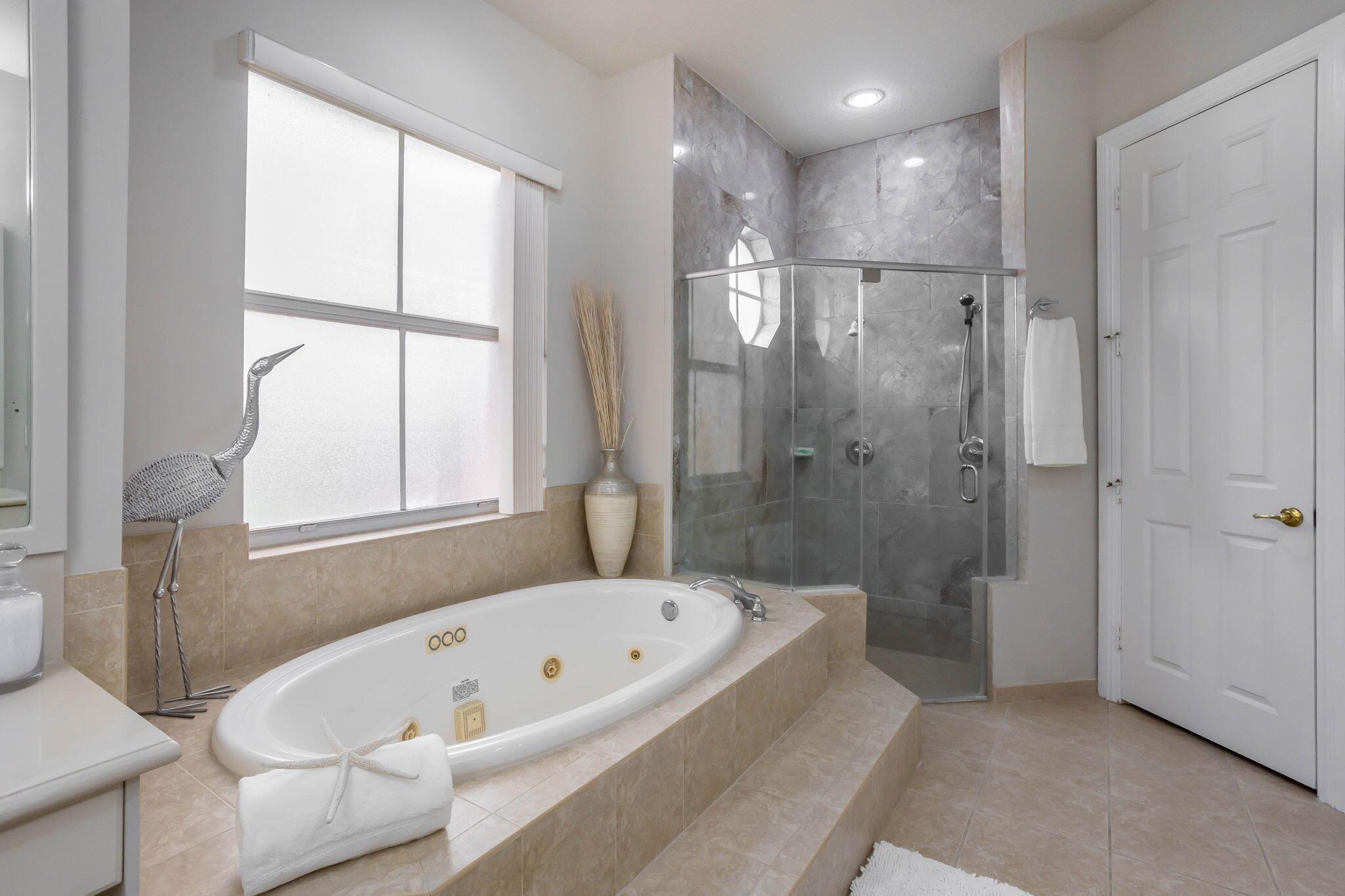 PARKLAND ISLES - Residential