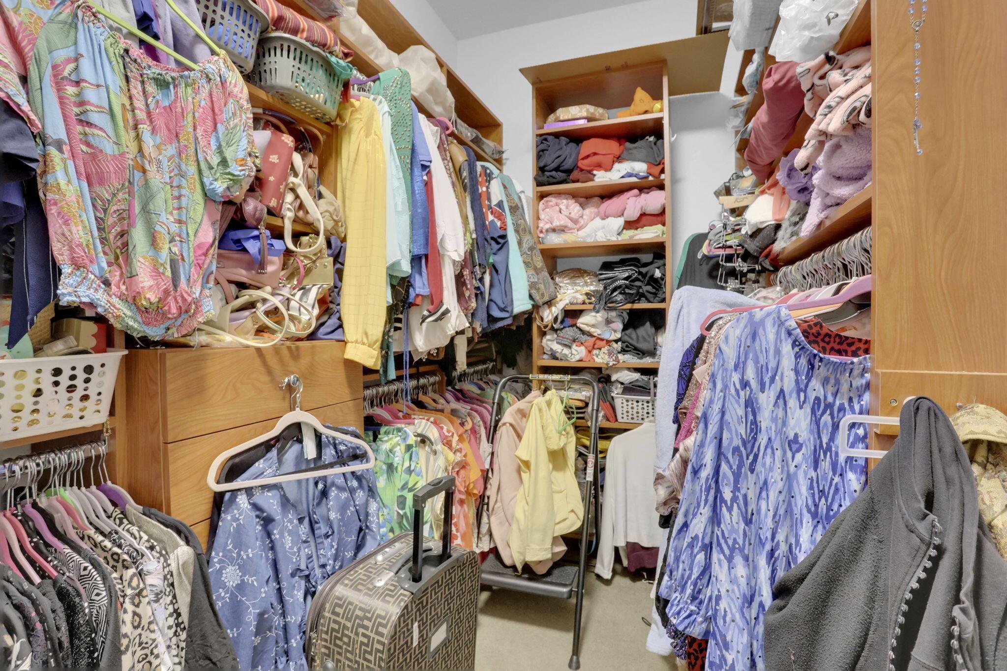 PARKLAND ISLES - Residential