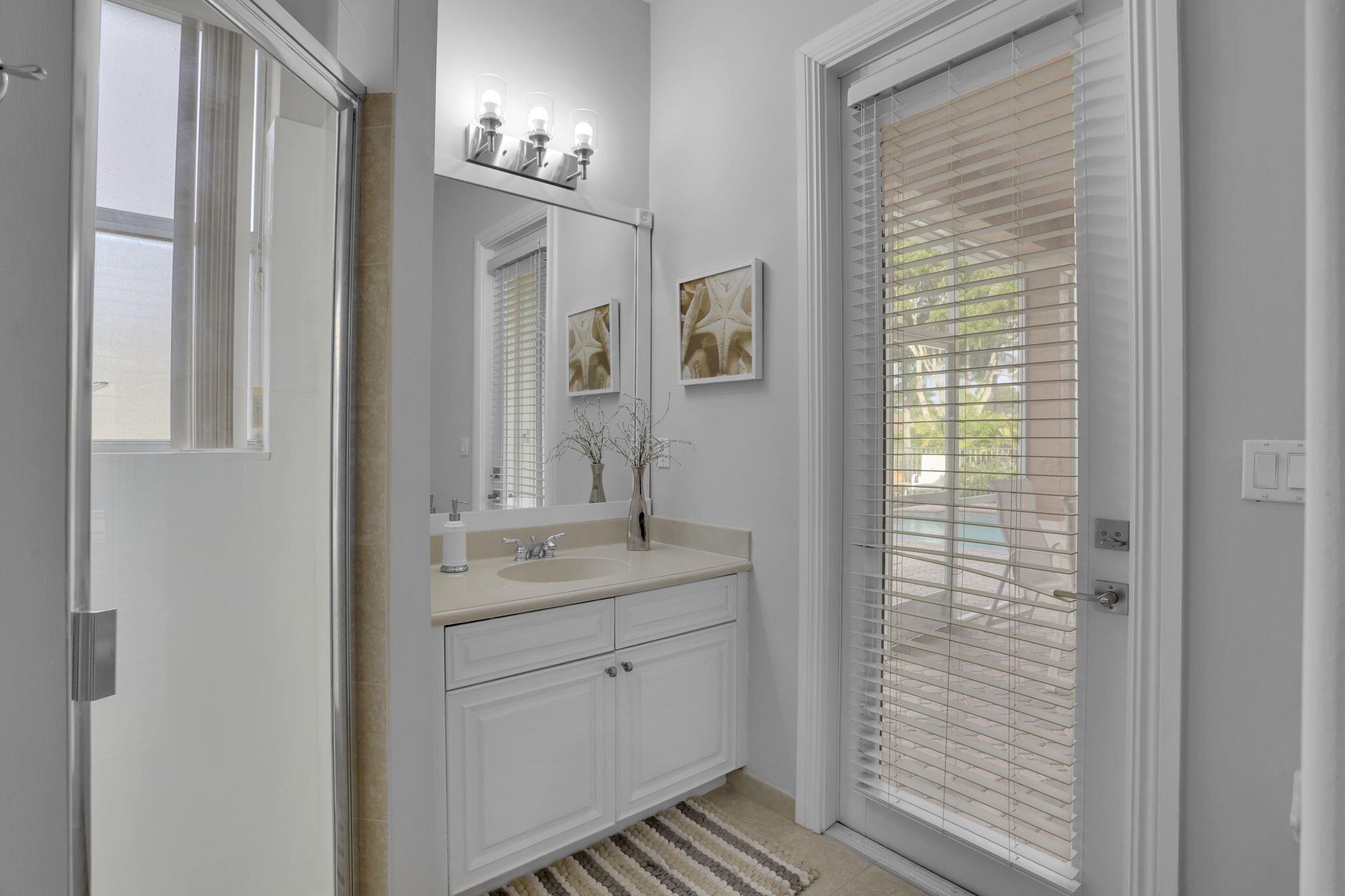 PARKLAND ISLES - Residential