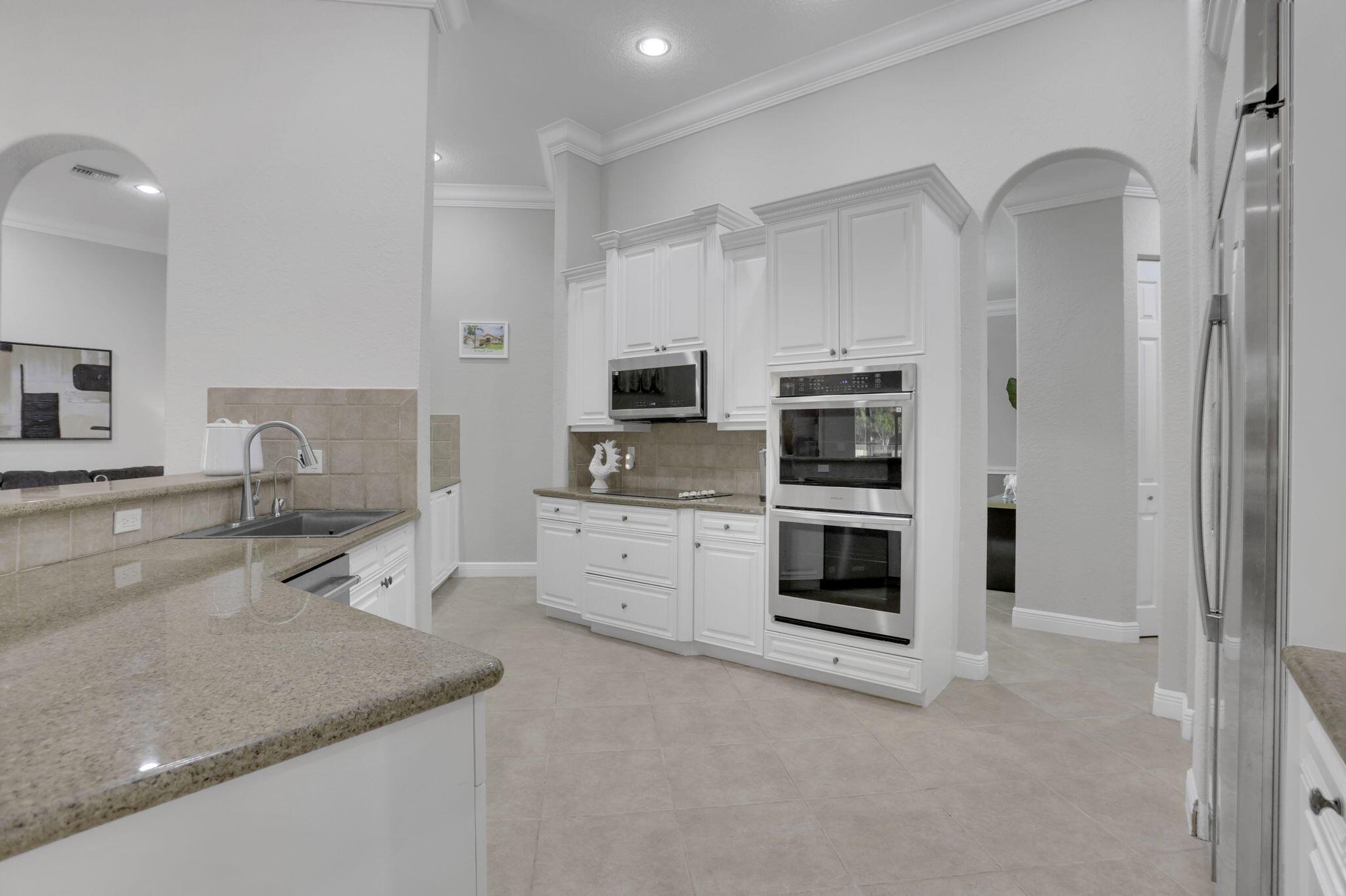 PARKLAND ISLES - Residential