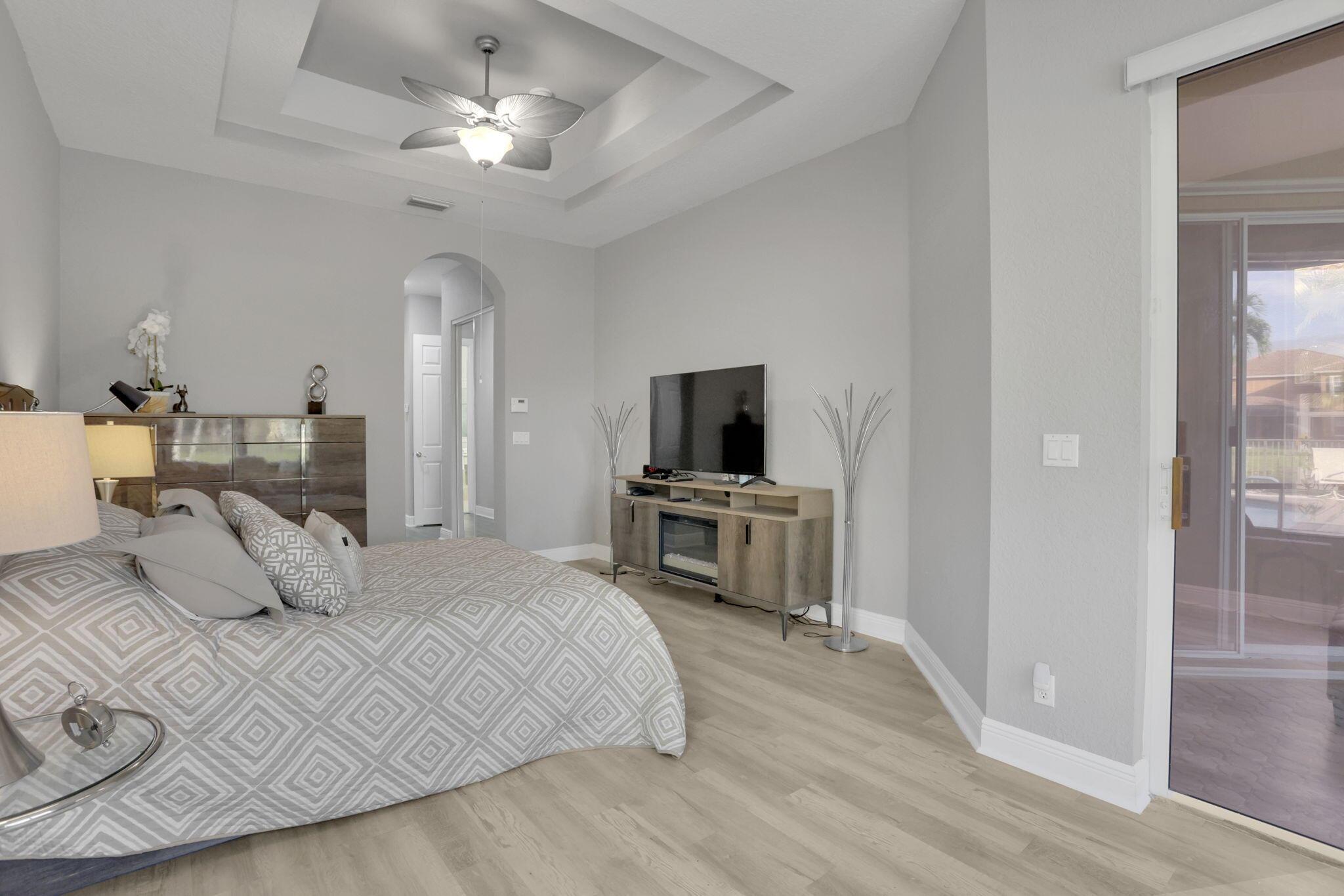 PARKLAND ISLES - Residential