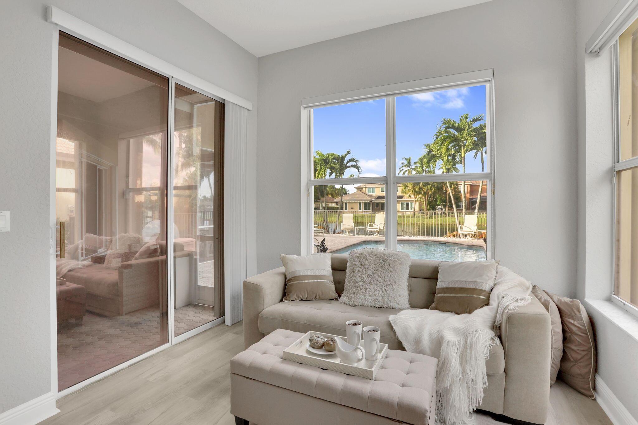 PARKLAND ISLES - Residential