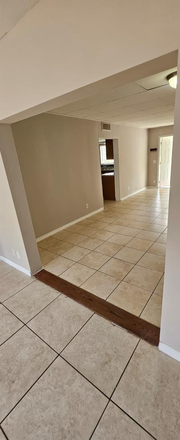 MODEL LAND CO - Residential Lease