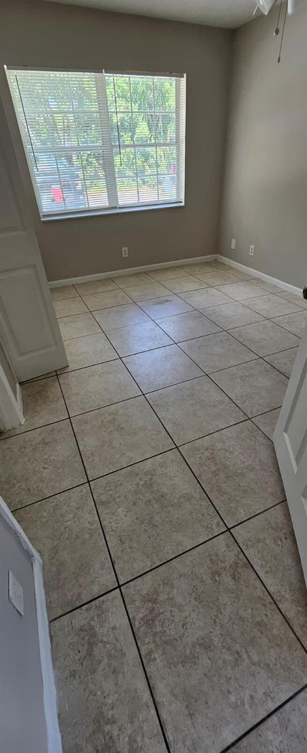 MODEL LAND CO - Residential Lease