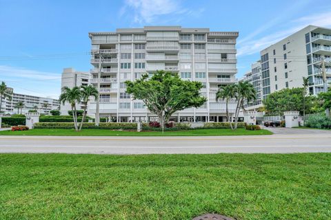 A home in South Palm Beach