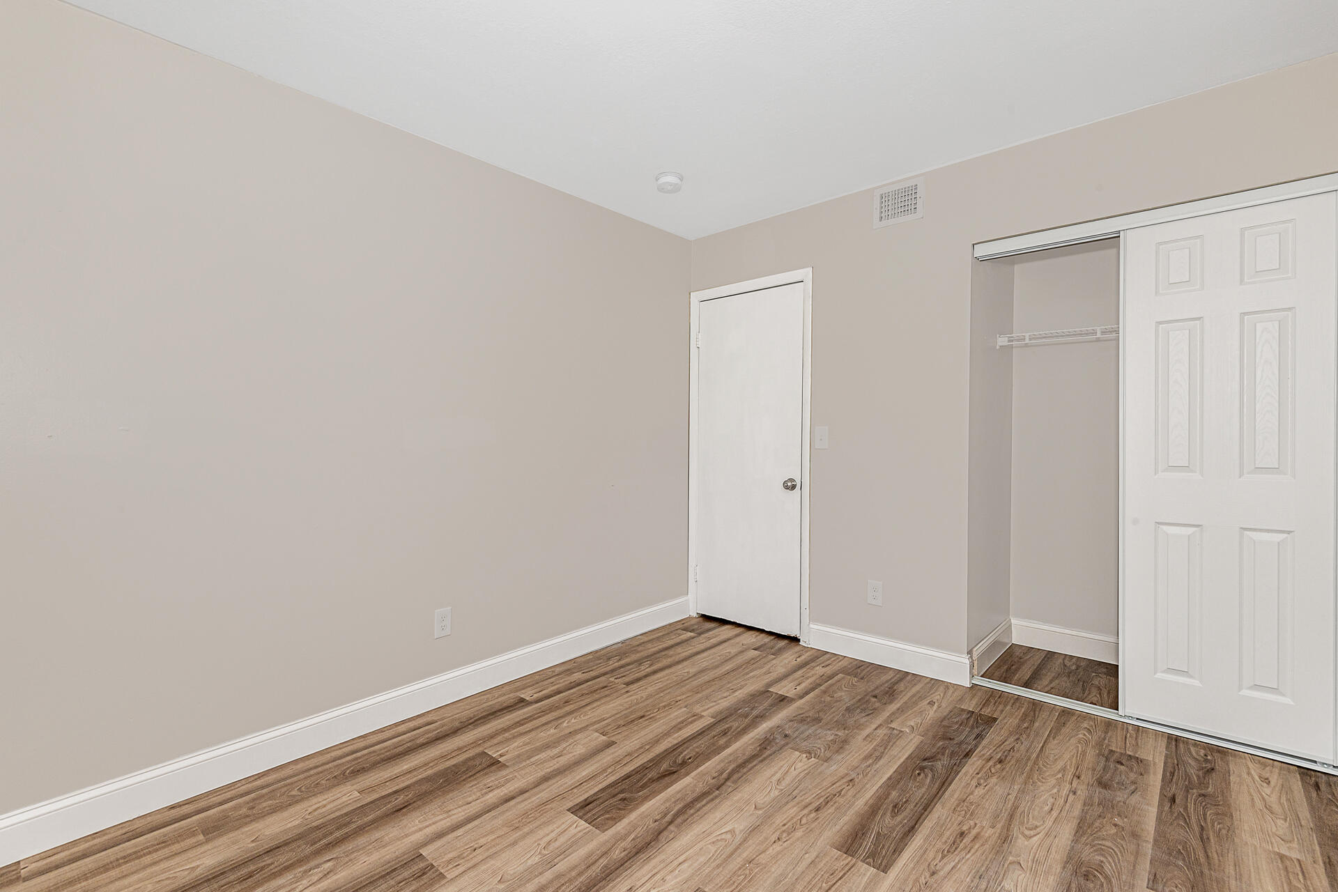 GLENWOOD SUBDIVISION - Residential Income
