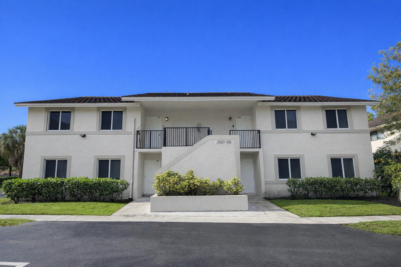 11500-11506 NW 43rd Court