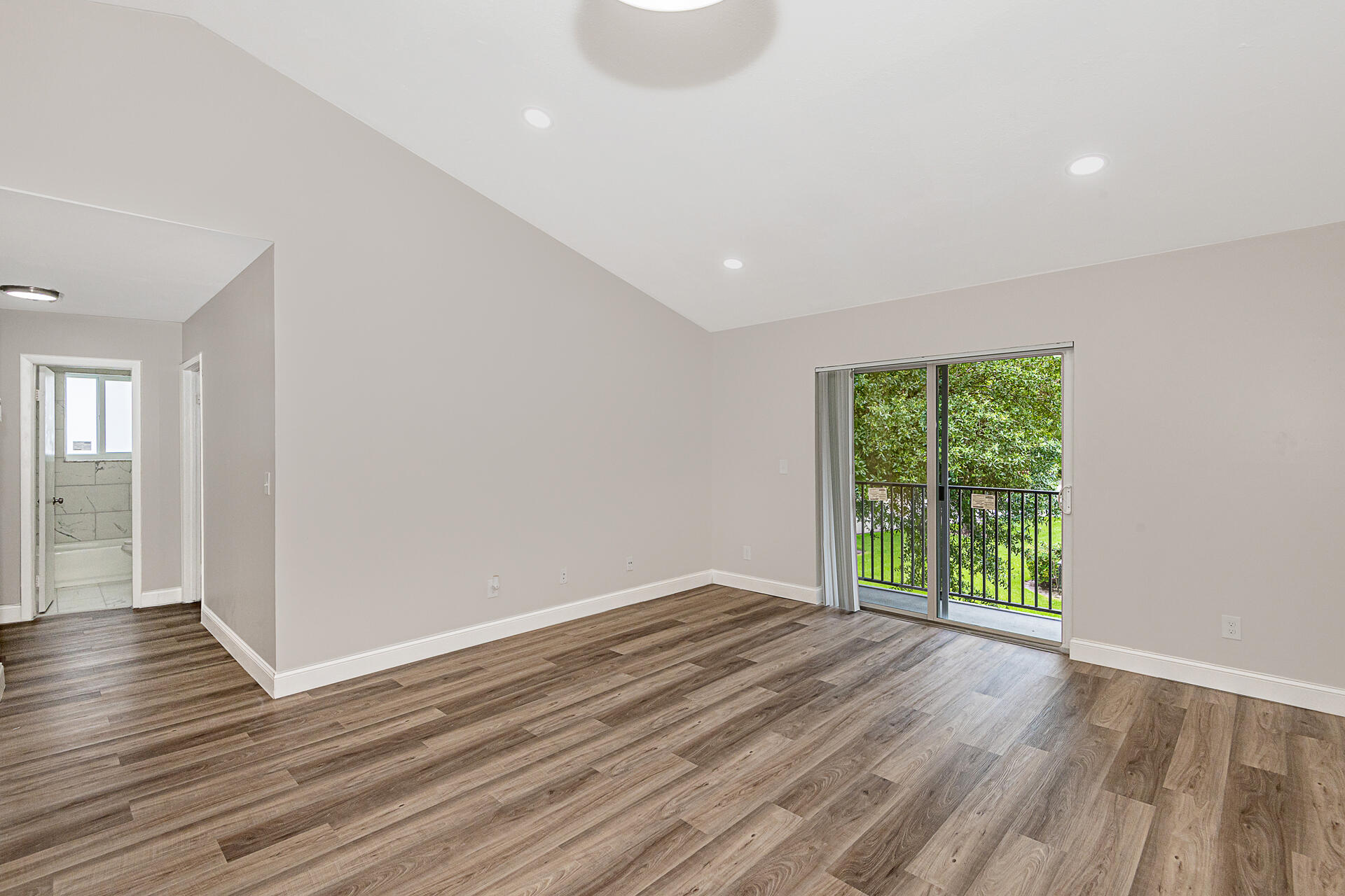 GLENWOOD SUBDIVISION - Residential Income