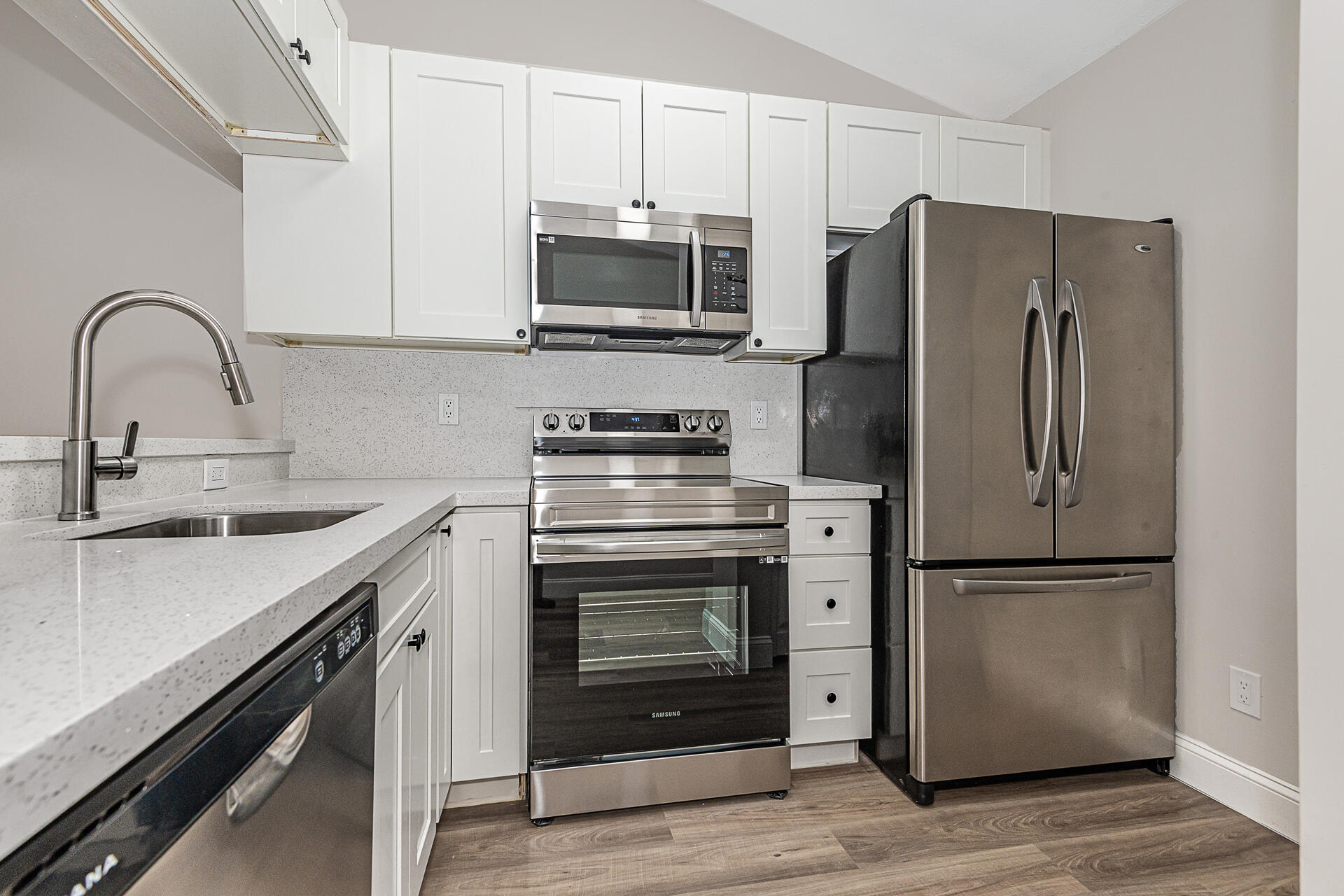 11500-11506 NW 43rd Court