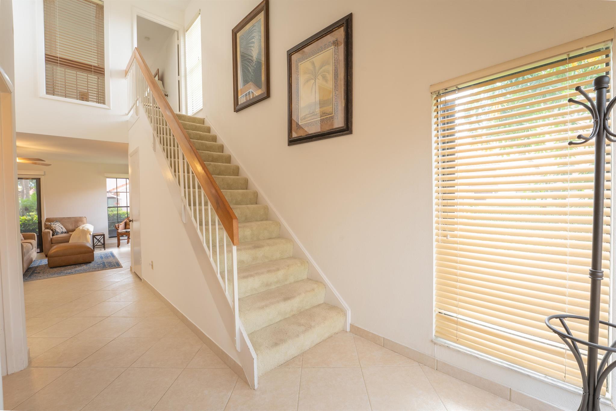 VILLAS OF SANDPIPER BAY U - Residential