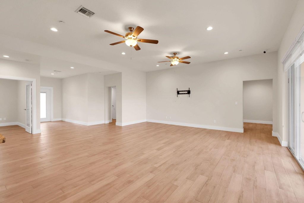 Photo of 4125 SW Winslow Street, Port Saint Lucie, FL 34953 (MLS # R11016612)