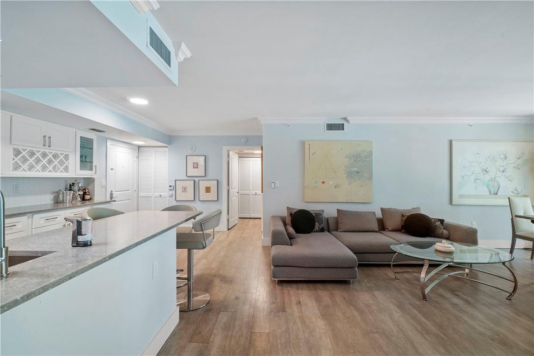 PALMETTO PLACE - Residential