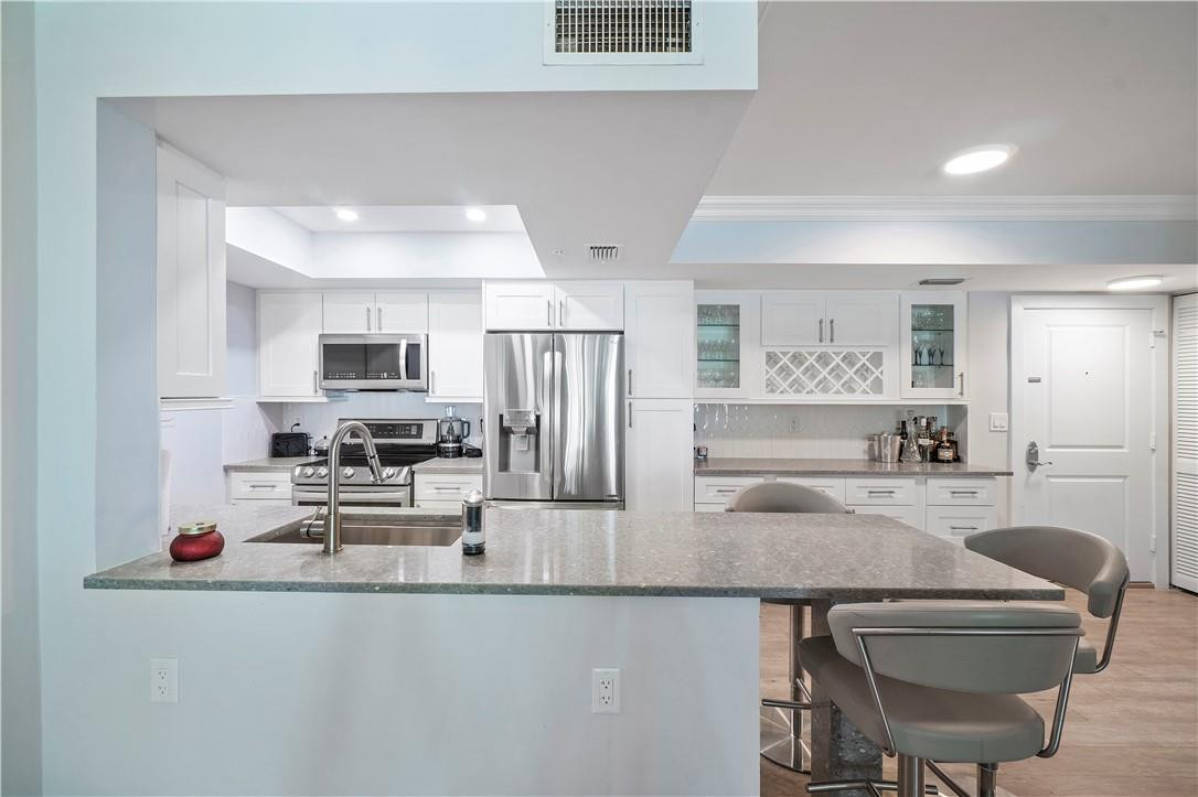 PALMETTO PLACE - Residential