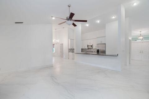 Tiny photo for 15575 Woodmar Court, Wellington, FL 33414 (MLS # B26012915)