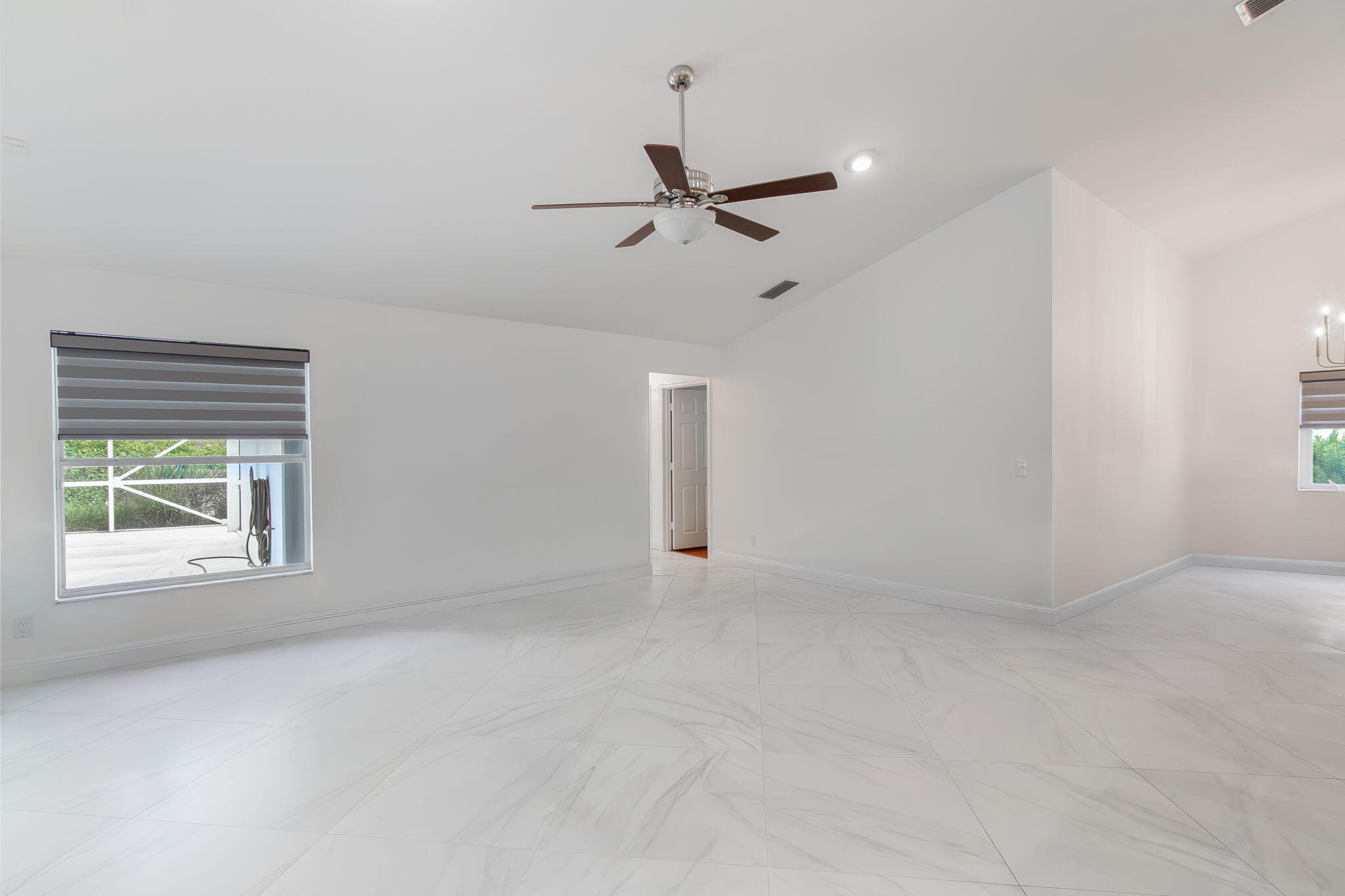 MEADOW WOOD OF THE LANDINGS AT WELLINGTO - Residential