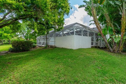 Tiny photo for 15575 Woodmar Court, Wellington, FL 33414 (MLS # B26012915)