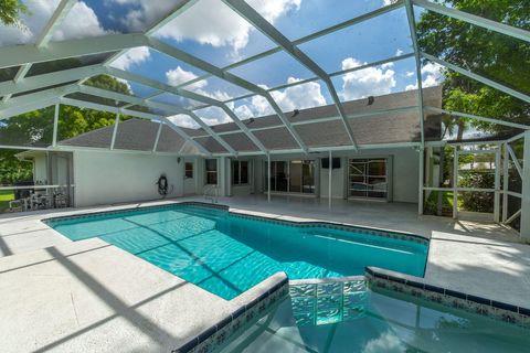 Tiny photo for 15575 Woodmar Court, Wellington, FL 33414 (MLS # B26012915)