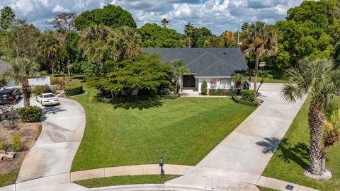 Tiny photo for 15575 Woodmar Court, Wellington, FL 33414 (MLS # B26012915)