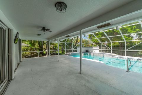 Tiny photo for 15575 Woodmar Court, Wellington, FL 33414 (MLS # B26012915)