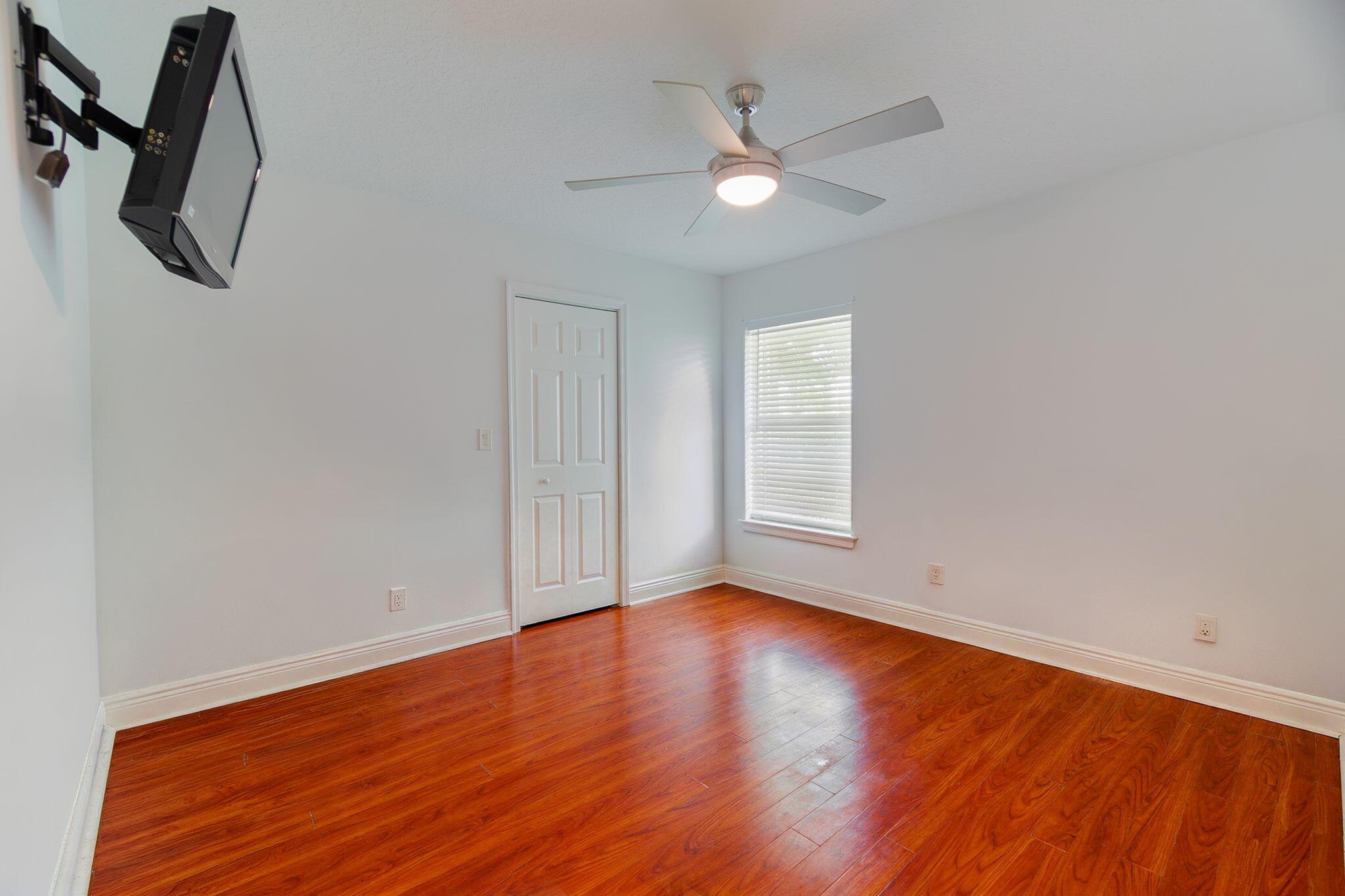 MEADOW WOOD OF THE LANDINGS AT WELLINGTO - Residential