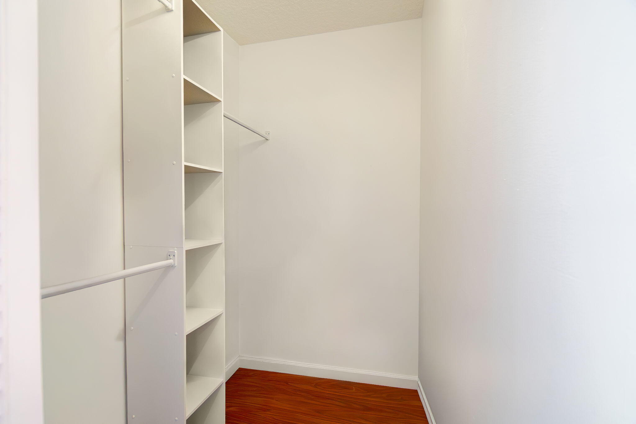 MEADOW WOOD OF THE LANDINGS AT WELLINGTO - Residential