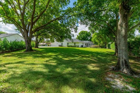 Tiny photo for 15575 Woodmar Court, Wellington, FL 33414 (MLS # B26012915)