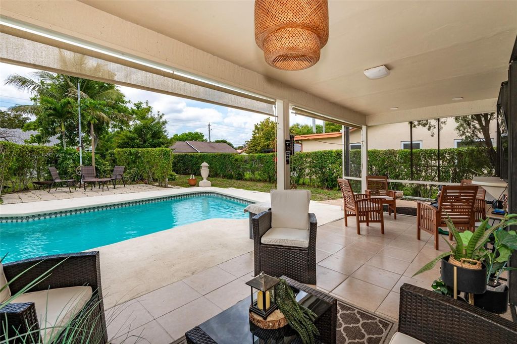 Photo of 11430 NW 39th Court, Coral Springs, FL 33065 (MLS # F10512041)