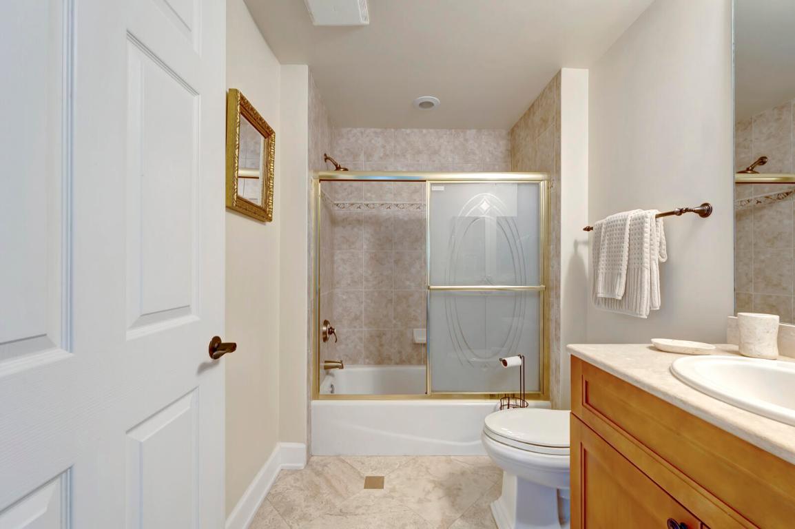 GRAND ISLE OF NORTH HUTCHINSON ISLAND CONDOMINIUM - Residential