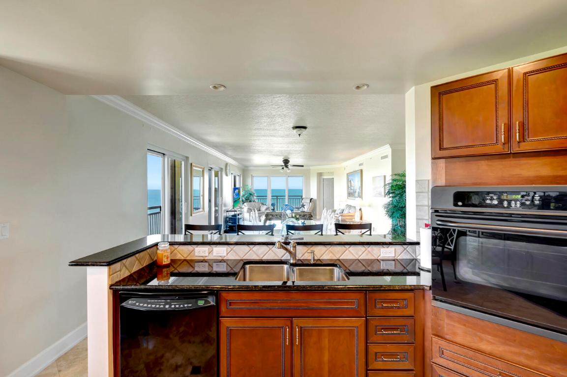 GRAND ISLE OF NORTH HUTCHINSON ISLAND CONDOMINIUM - Residential