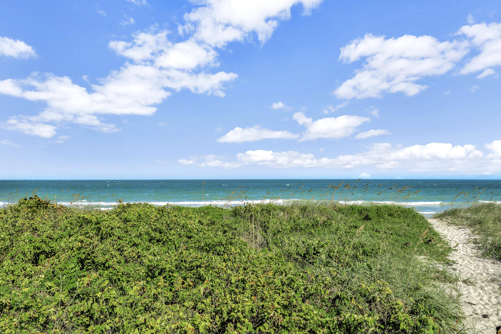GRAND ISLE OF NORTH HUTCHINSON ISLAND CONDOMINIUM - Residential