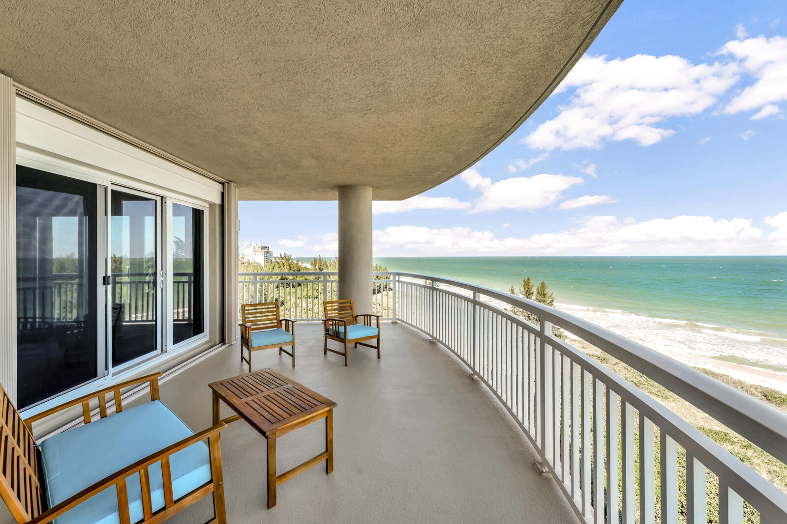 GRAND ISLE OF NORTH HUTCHINSON ISLAND CONDOMINIUM - Residential