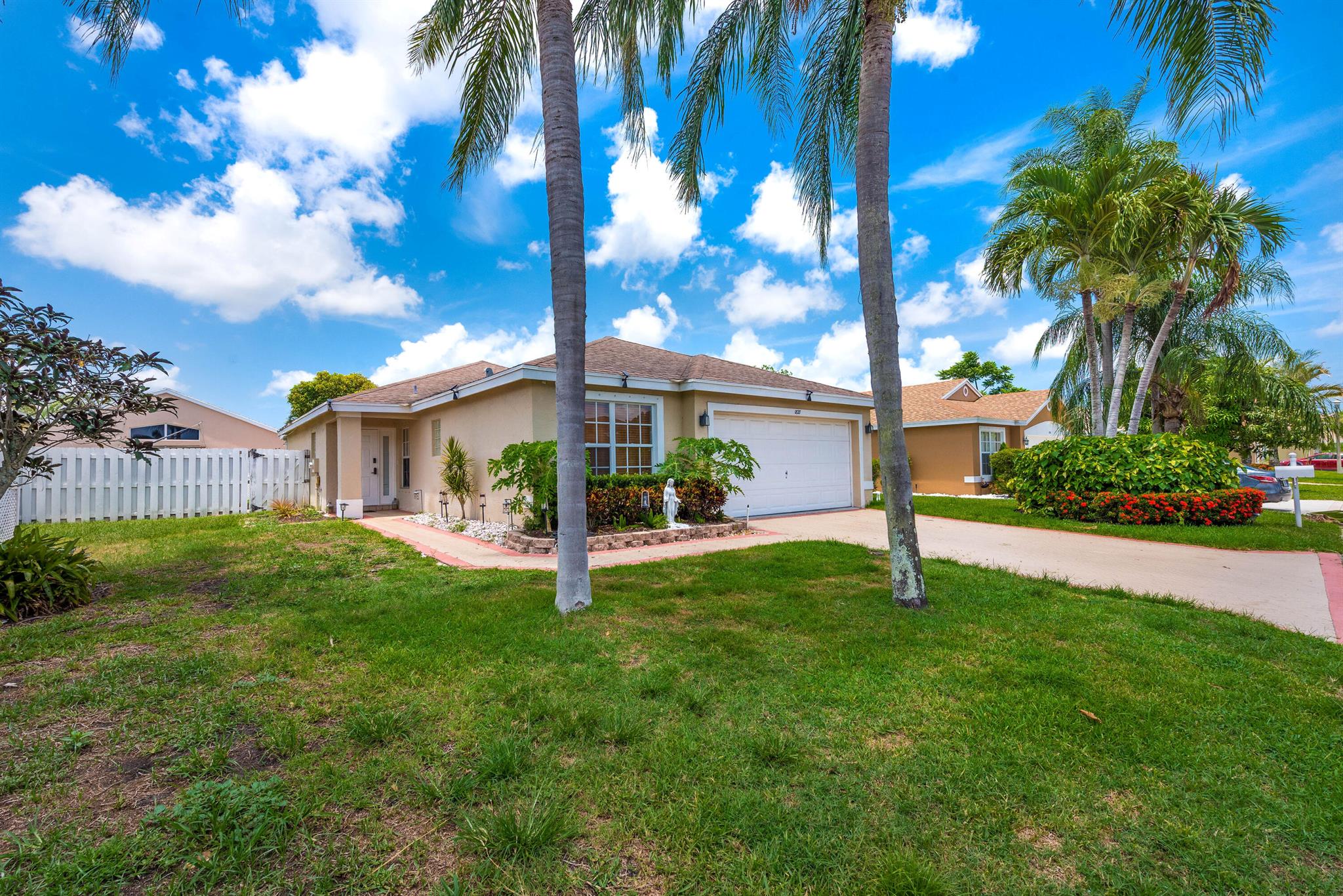 1827 Shadow Creek Road