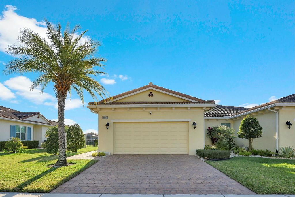 Photo of 21041 SW Modena Way, Port Saint Lucie, FL 34986 (MLS # R11115846)