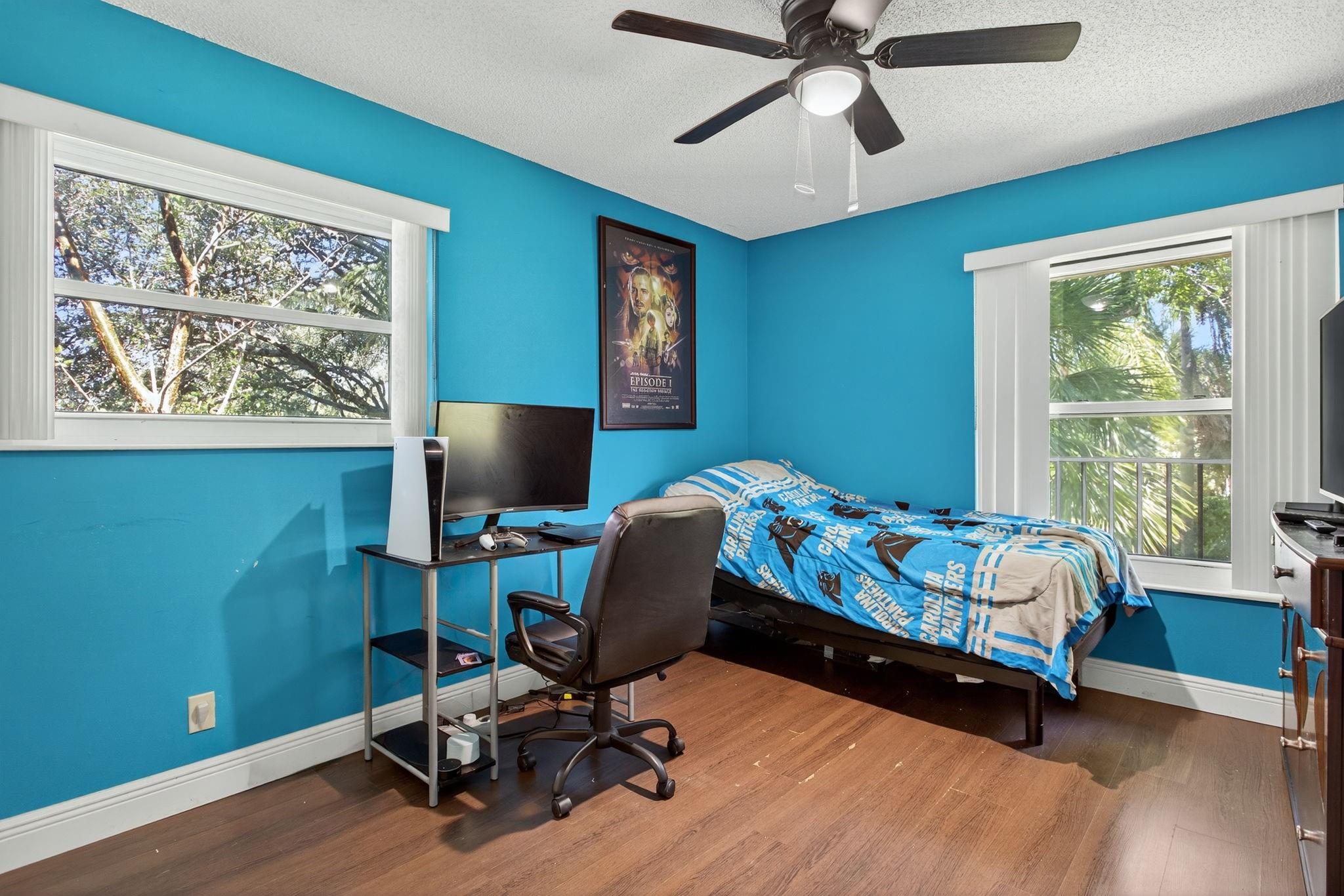 POND APPLE PLACE III - Residential