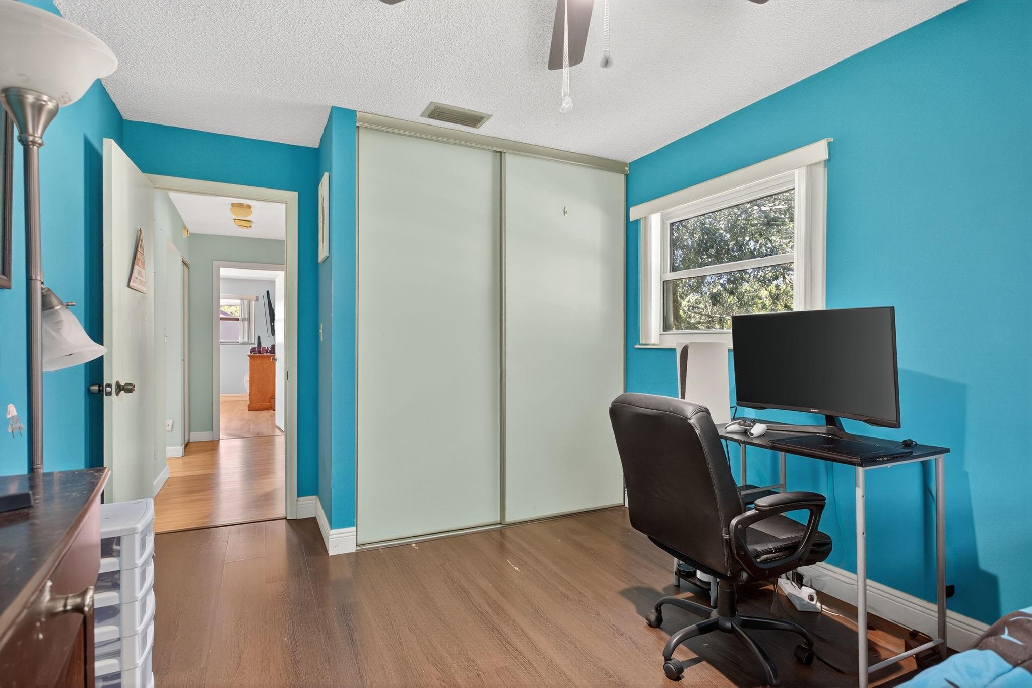 POND APPLE PLACE III - Residential