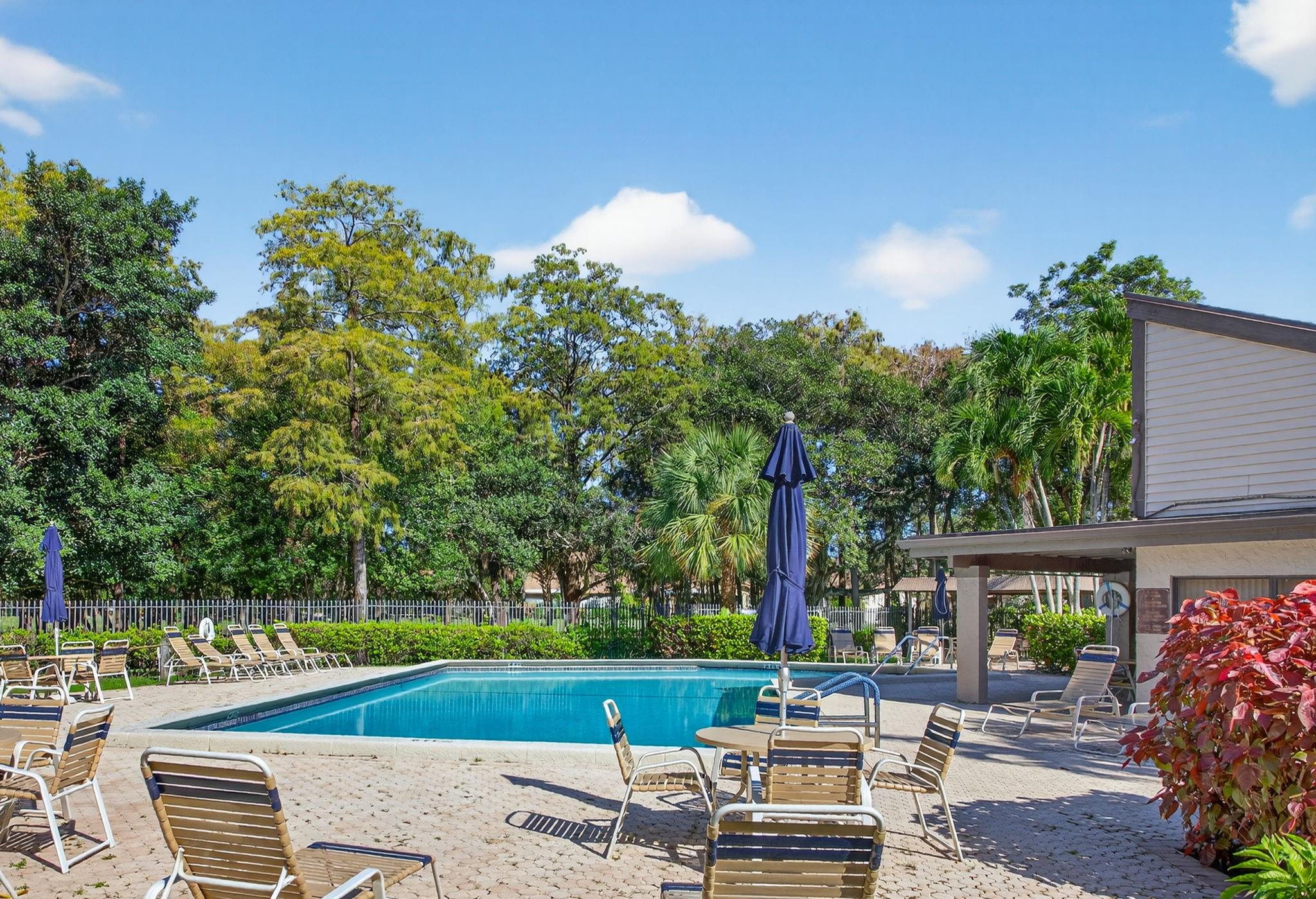 POND APPLE PLACE III - Residential