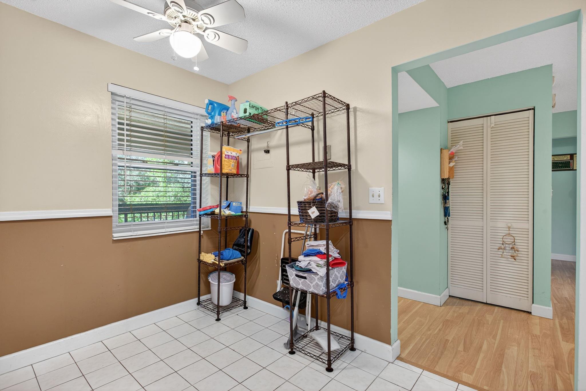 POND APPLE PLACE III - Residential