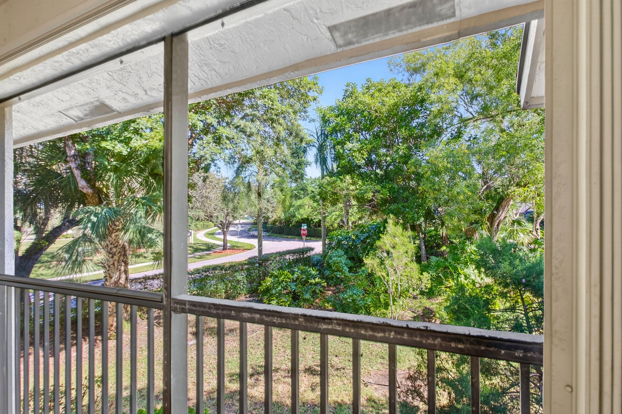 POND APPLE PLACE III - Residential