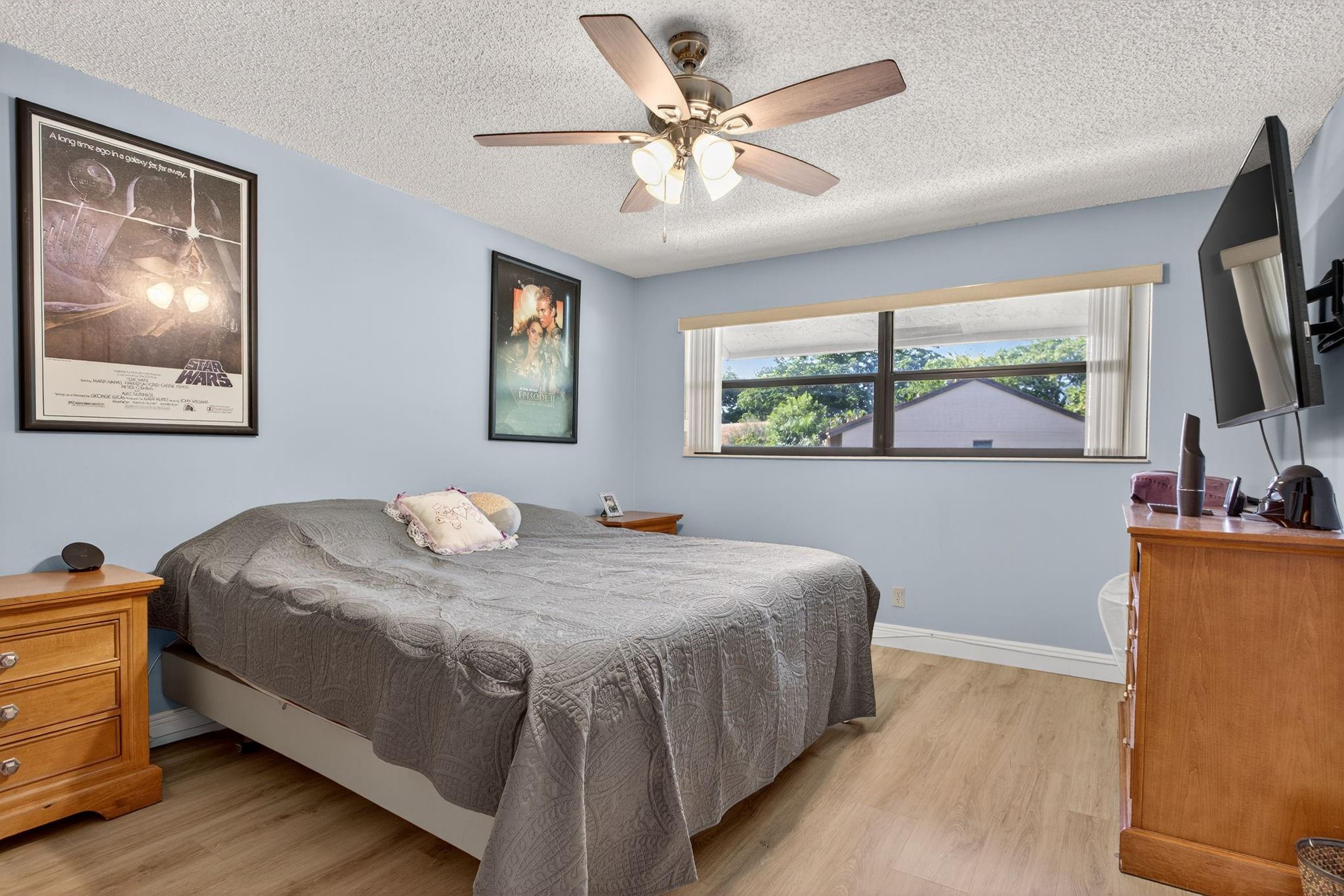 POND APPLE PLACE III - Residential