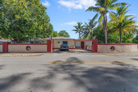 1200 NE 128th Street North Miami FL 33161